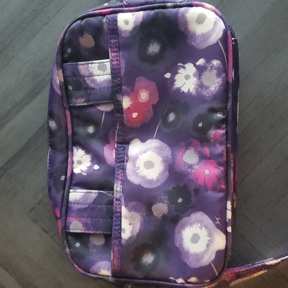 Lug crossbody bag - Picture 3 of 14